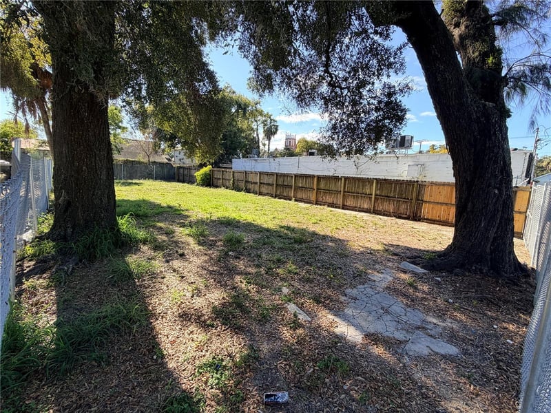 905 26th Ave, Tampa, FL 33605