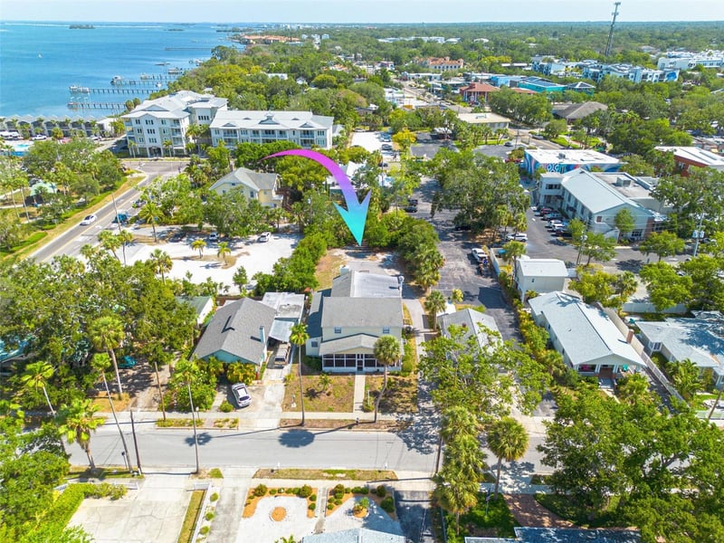 220 Scotland St, Dunedin, FL 34698
