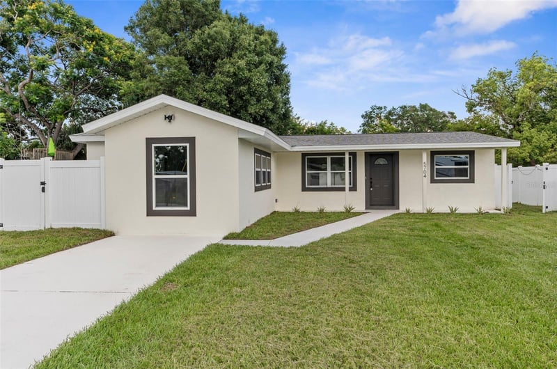 5704 Coolidge Ave, Tampa, FL 33616