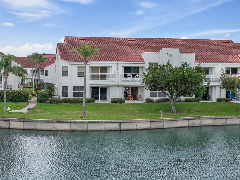 6077 Bahia Del Mar Blvd #119, St Petersburg, FL 33715