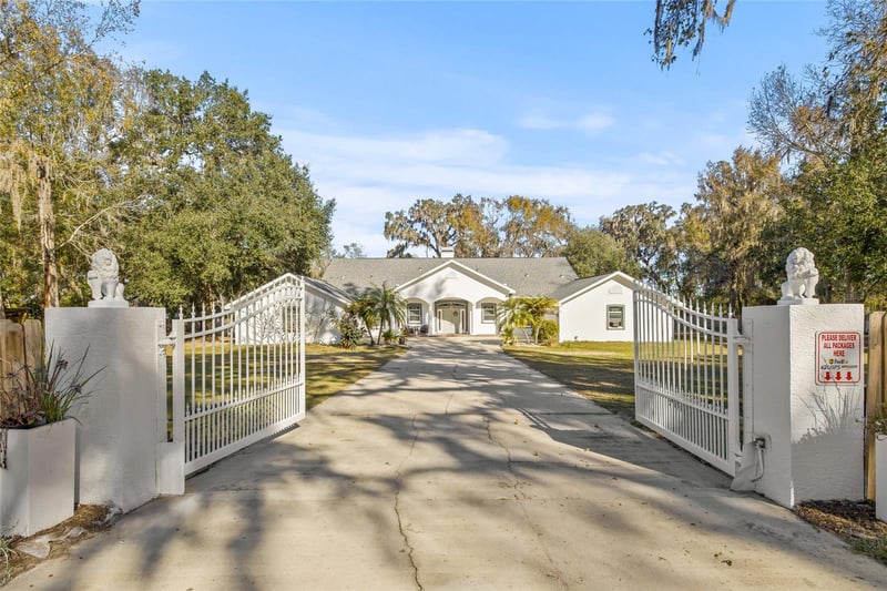 31445 Amberlea Rd, Dade City, FL 33523