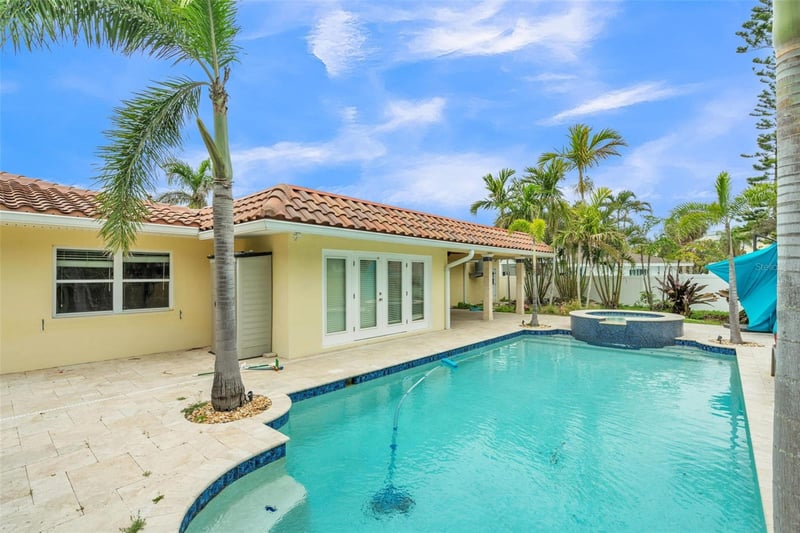 1031 Mandalay Ave, Clearwater, FL 33767