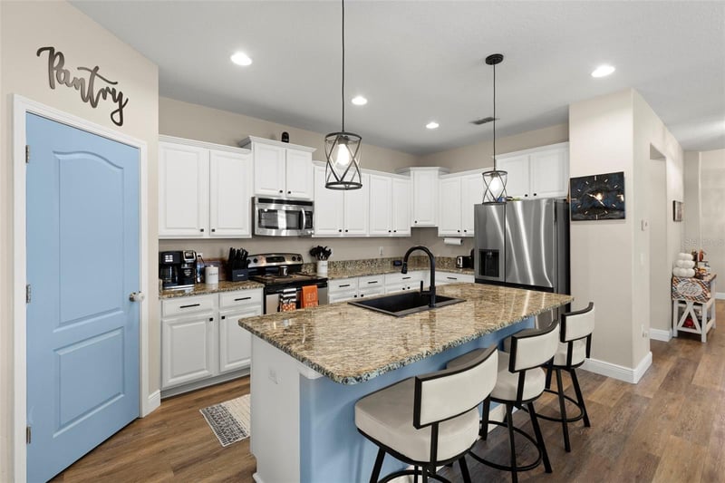 10222 Celtic Ash Dr, Ruskin, FL 33573