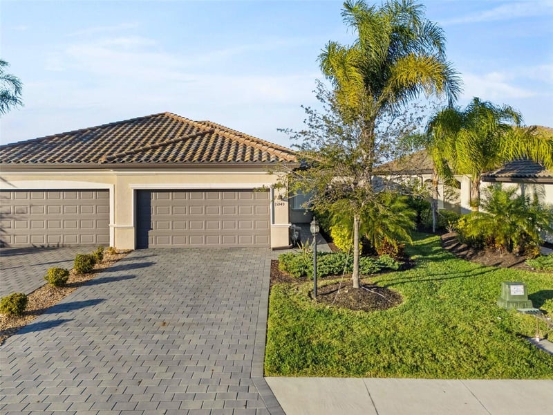 15949 Clear Skies Pl, Bradenton, FL 34211