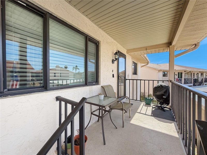 9961 Eagles Point Cir #4, Port Richey, FL 34668