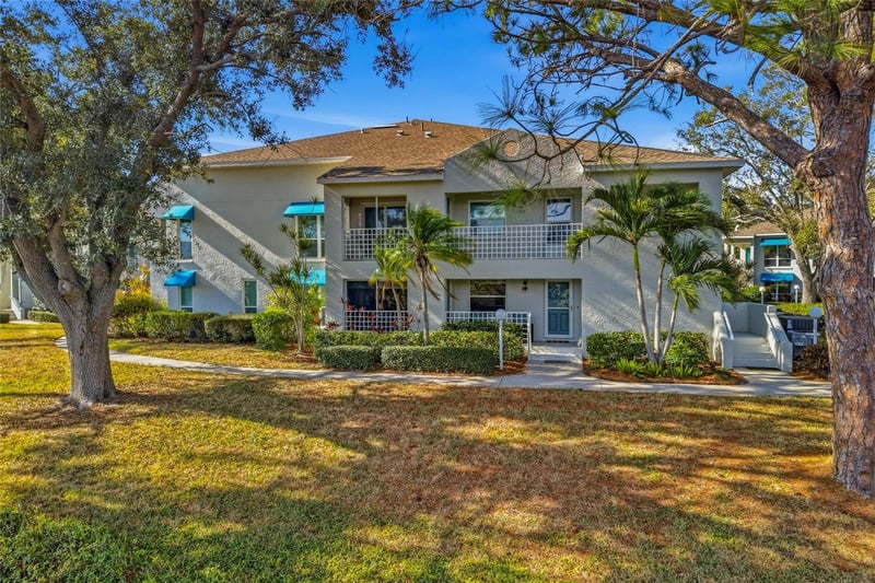 321 108th St #120, Bradenton, FL 34209