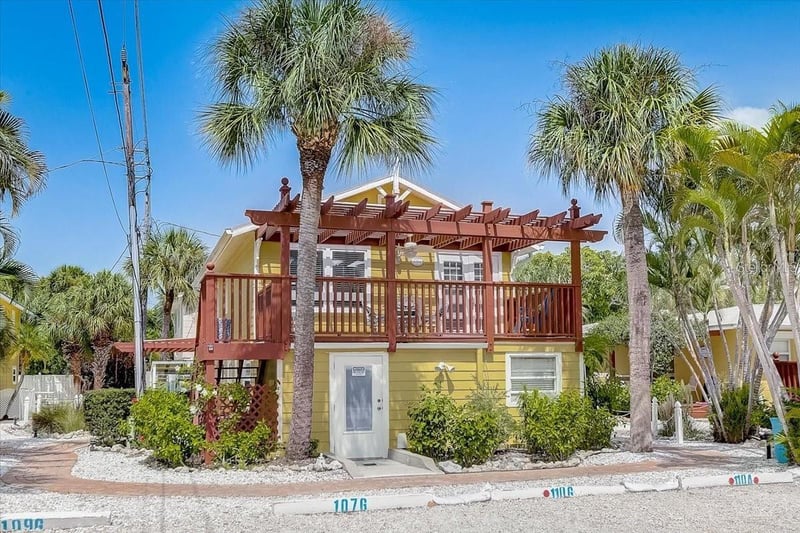 110 Oak Ave #A, Anna Maria, FL 34216