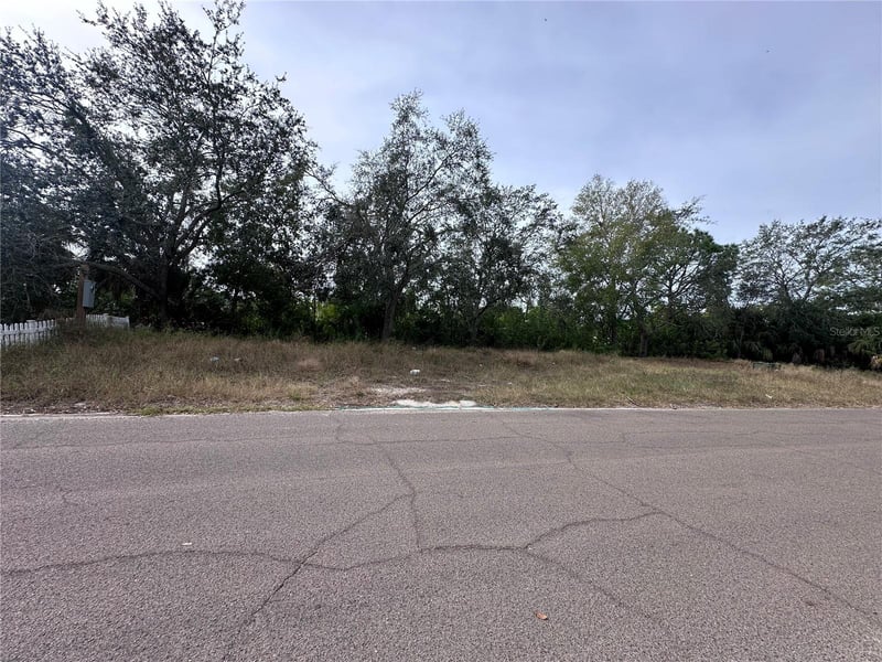 236 Lookout Dr, Apollo Beach, FL 33572