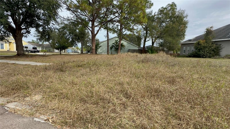 236 Lookout Dr, Apollo Beach, FL 33572