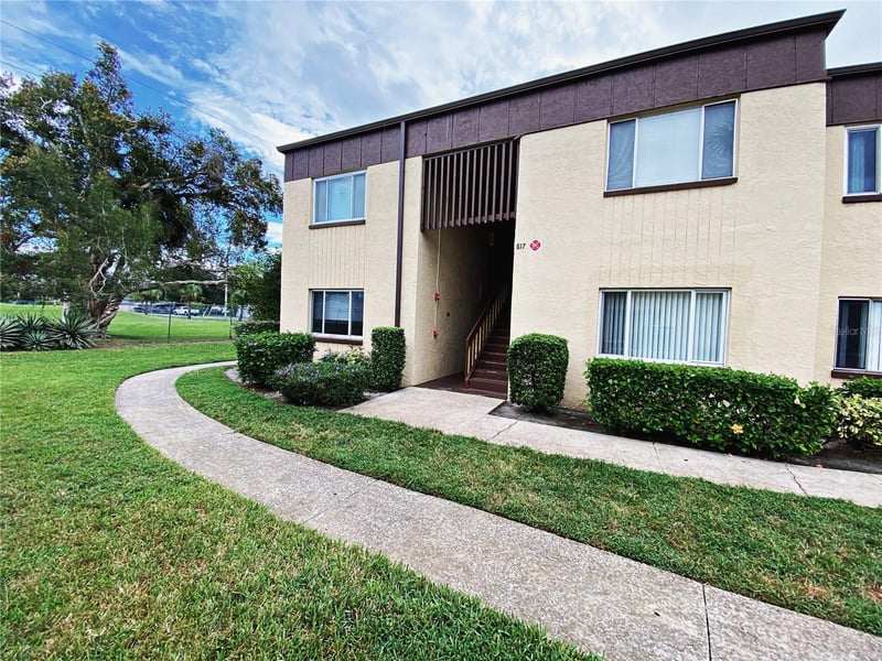 617 Keene Rd #Q9, Clearwater, FL 33755