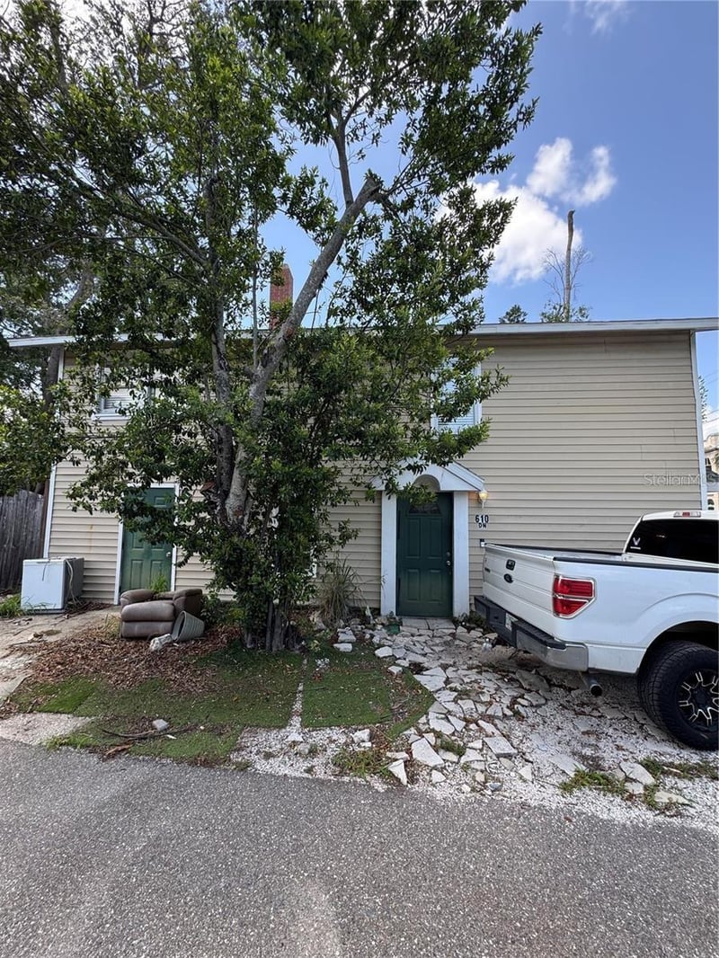 610 21st St, Bradenton, FL 34205