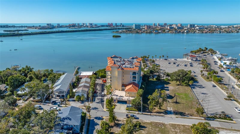 700 Osceola Ave #606, Clearwater, FL 33755
