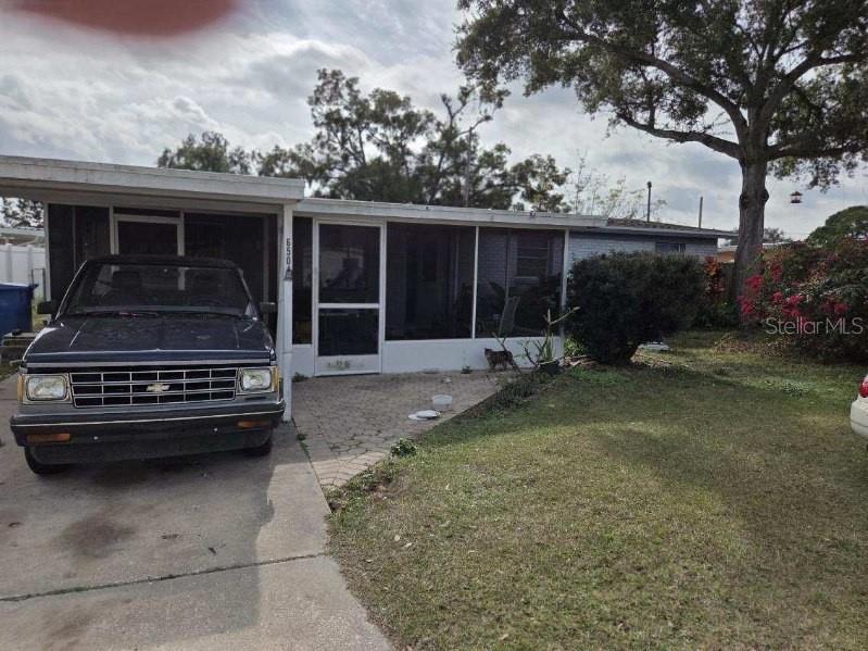 6504 Saline St, Tampa, FL 33634