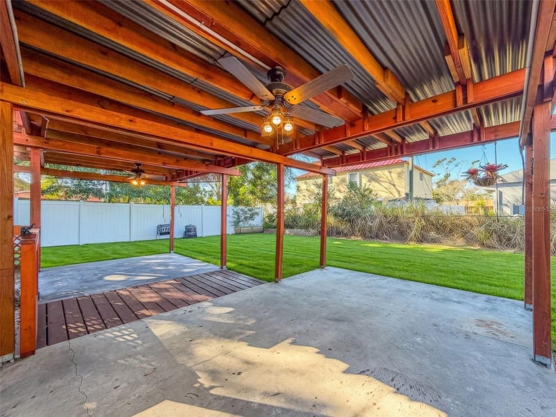 3126 Queen St, St Petersburg, FL 33713