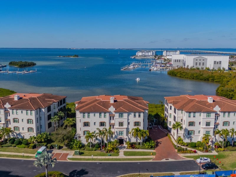 5707 Yeats Manor Dr #201, Tampa, FL 33616