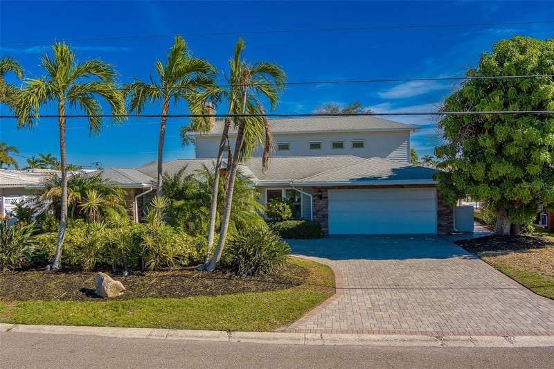 207 Midway ISLAND, Clearwater Beach, FL 33767