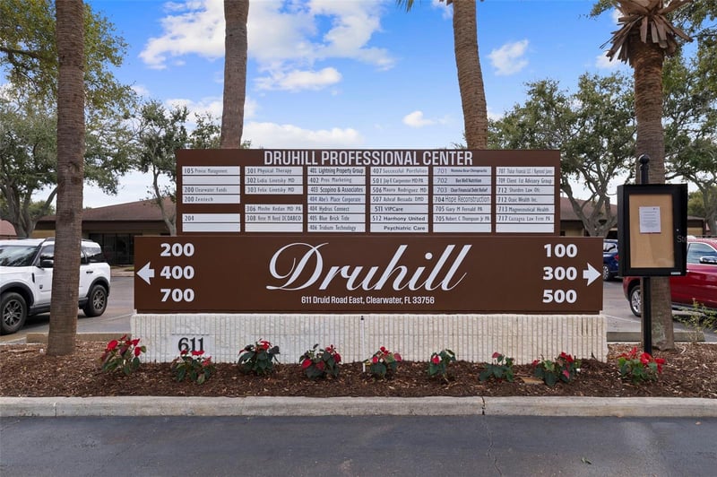611 Druid Rd #302, Clearwater, FL 33756