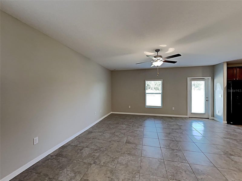 5125 White Chicory Dr, Ruskin, FL 33570