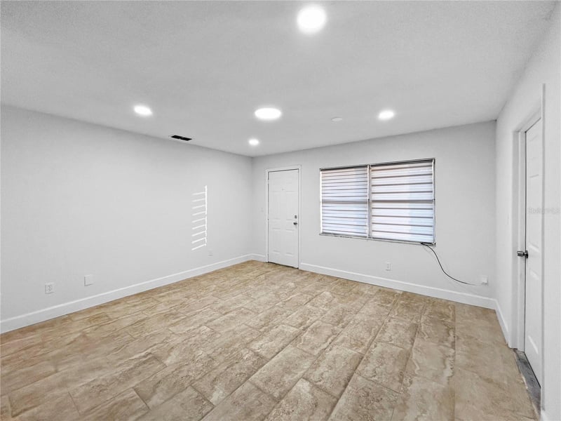 37502 Oakview Cir, Dade City, FL 33523