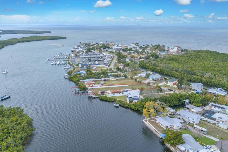 3304 Shell Point Rd, Ruskin, FL 33570