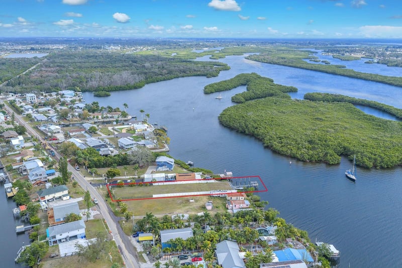 3304 Shell Point Rd, Ruskin, FL 33570