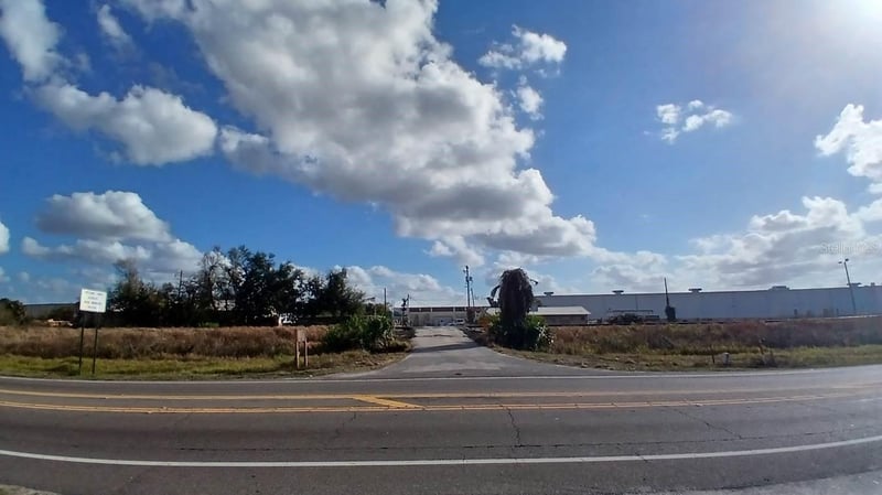 2295 Us Highway 92, Plant City, FL 33563