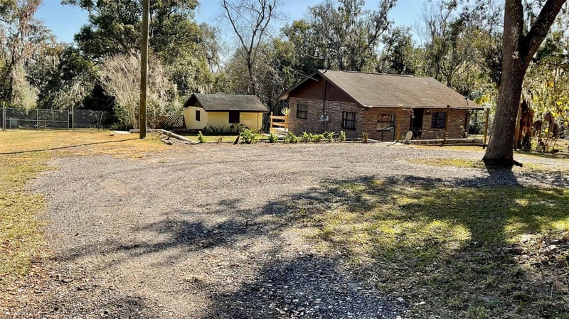 13216 Curley Rd, Dade City, FL 33525