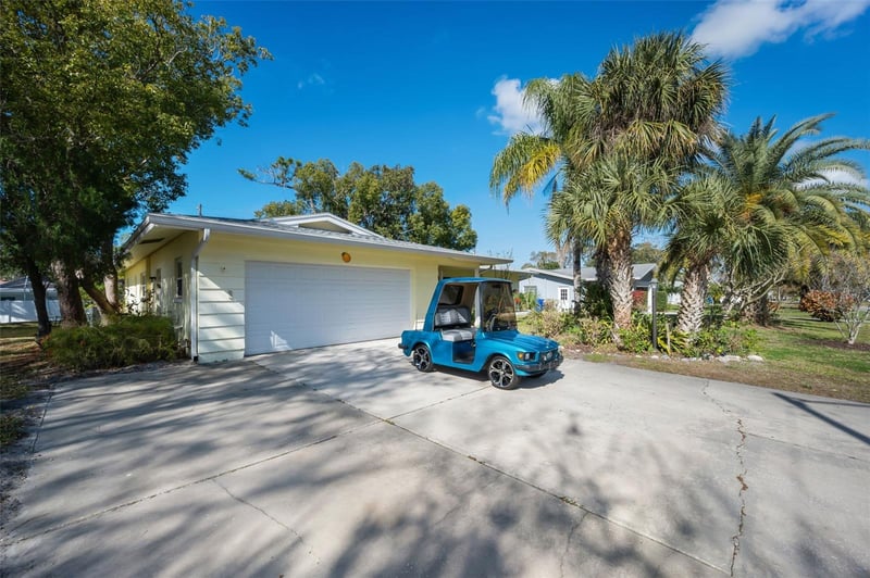 2310 Sarazen Dr, Dunedin, FL 34698