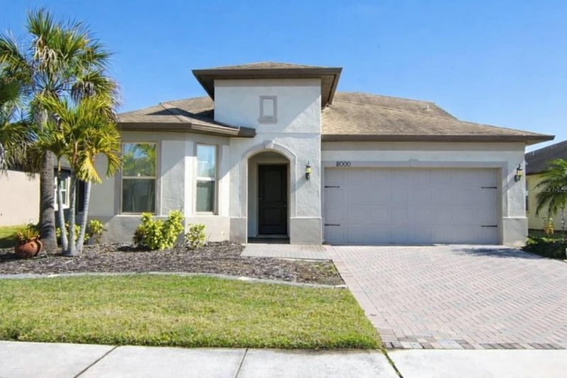 8000 Olive Brook Dr, Wesley Chapel, FL 33545