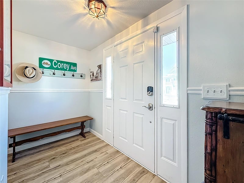 510 72nd Ave, St Pete Beach, FL 33706