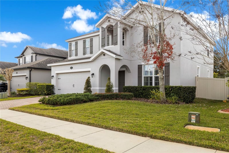 1565 Feather Grass Loop, Lutz, FL 33558