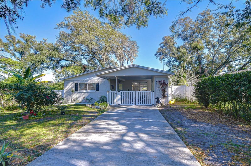8609 29th St, Tampa, FL 33604