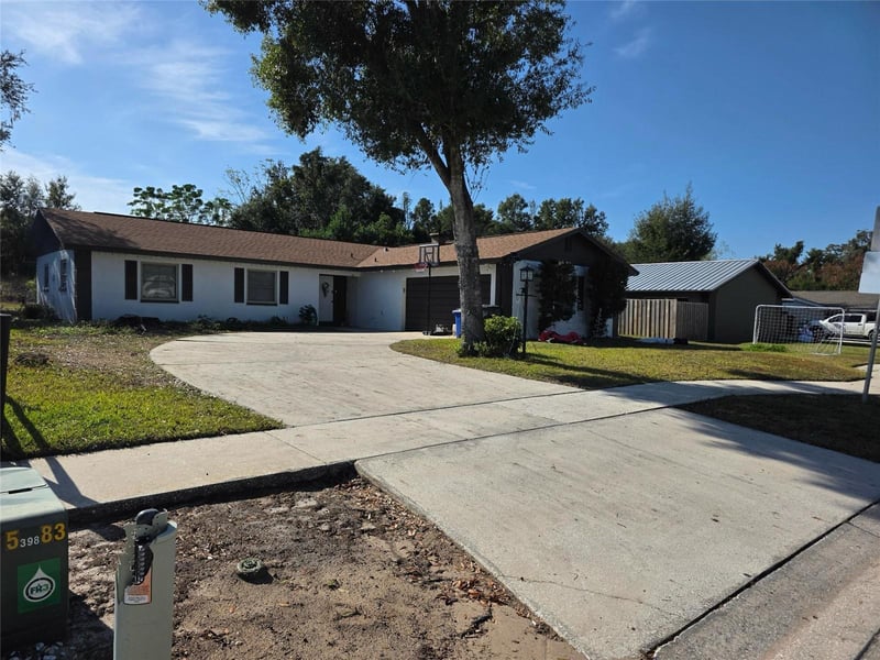 515 Brentridge Dr, Brandon, FL 33511