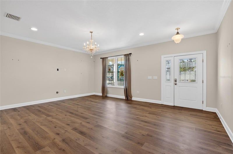 205 49th Ave, St Petersburg, FL 33703
