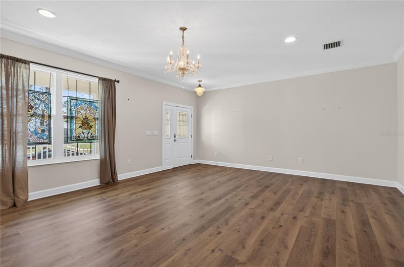 205 49th Ave, St Petersburg, FL 33703