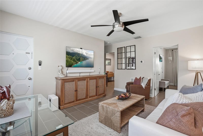410 12th Ave #8, St Petersburg, FL 33701