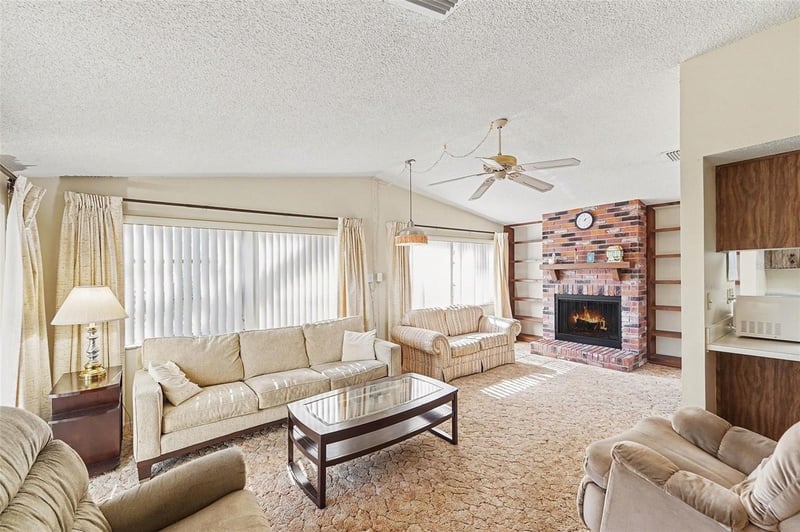 1529 Coachlight Way, Dunedin, FL 34698