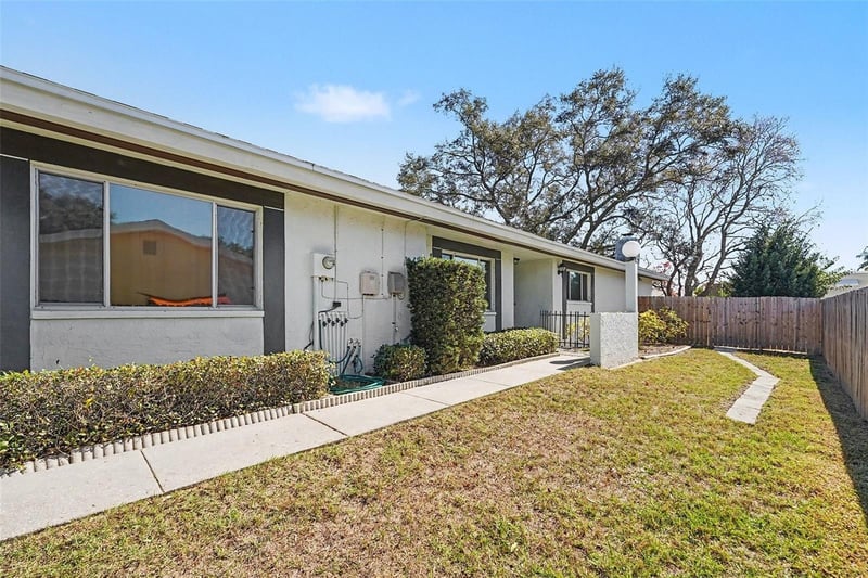 1529 Coachlight Way, Dunedin, FL 34698