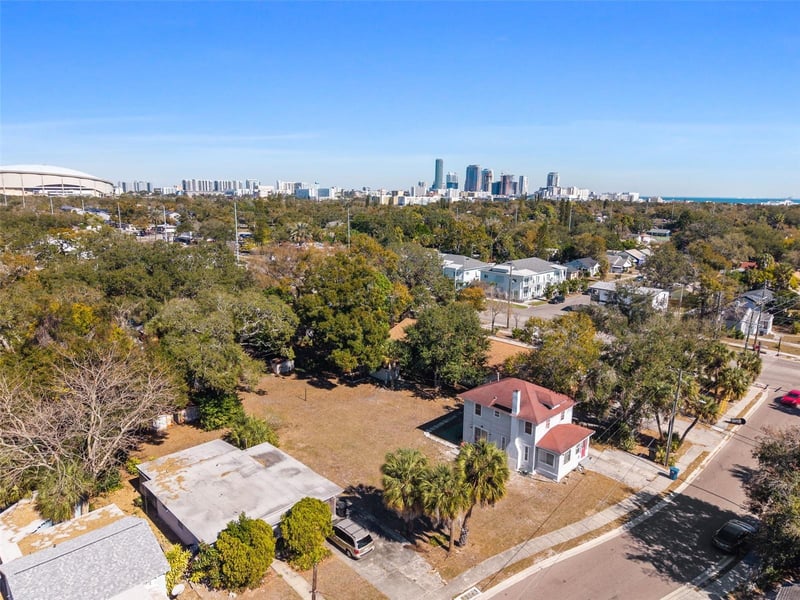 13th Ave, St Petersburg, FL 33712