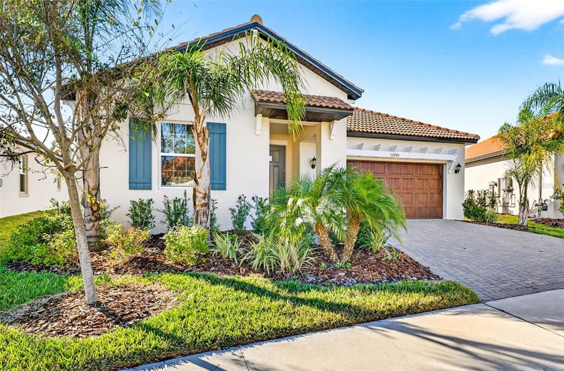 17245 Star Banks St, Wimauma, FL 33598