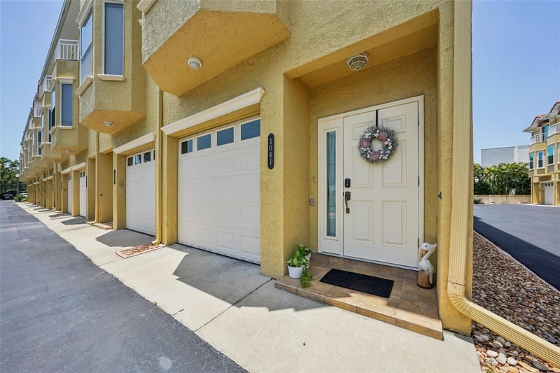 1061 Pinellas Bayway, St Petersburg, FL 33715