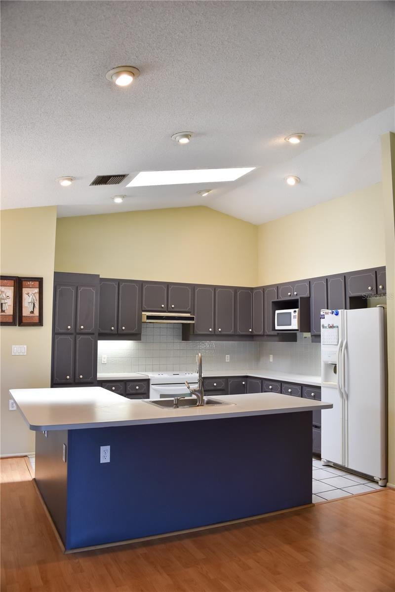 6336 Wooden St, New Port Richey, FL 34653