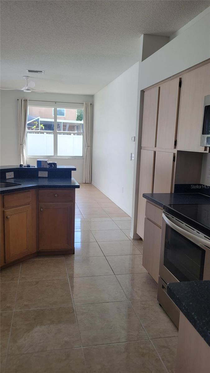 11213 Sailbrooke Dr, Riverview, FL 33579