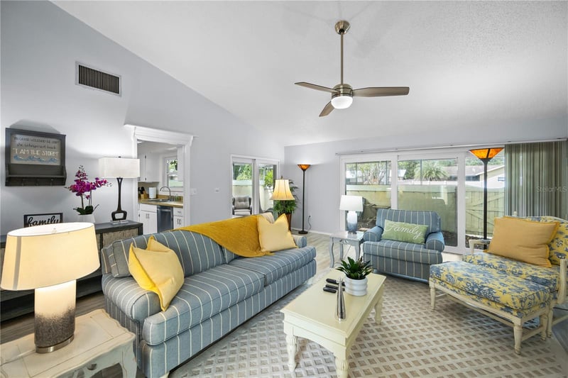 1554 Glen Ct #A, Dunedin, FL 34698