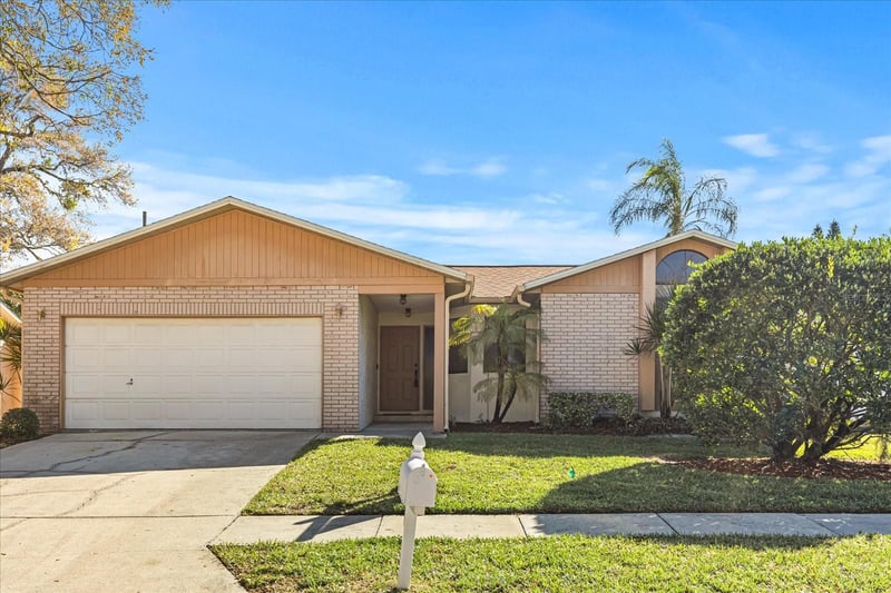 2483 Islander Ct, Palm Harbor, FL 34683