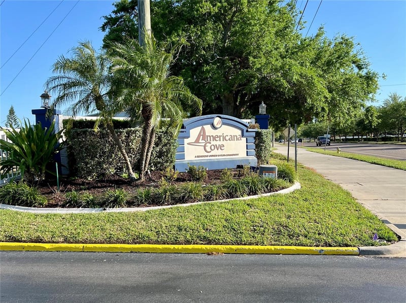 7316 Americana Dr #146, St Petersburg, FL 33702