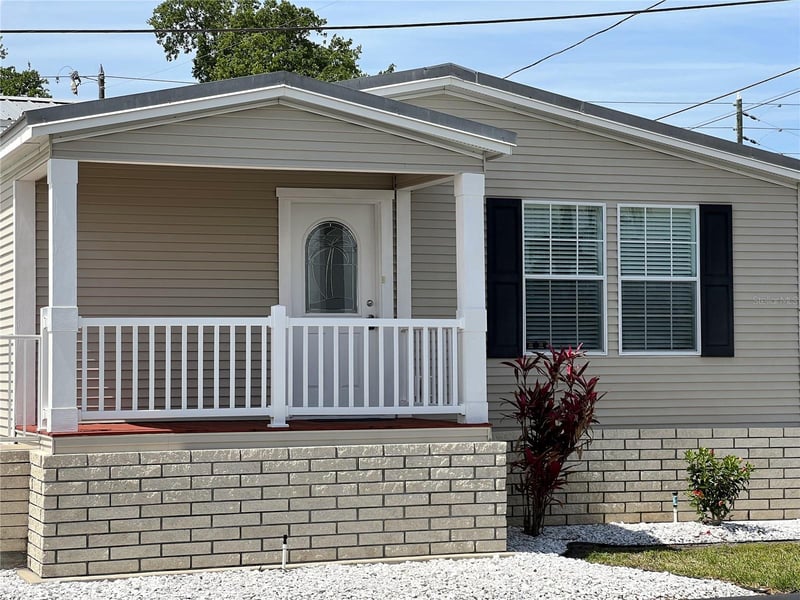 7316 Americana Dr #146, St Petersburg, FL 33702