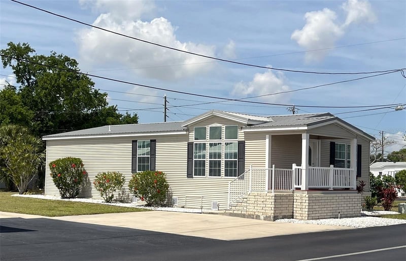 7316 Americana Dr #146, St Petersburg, FL 33702