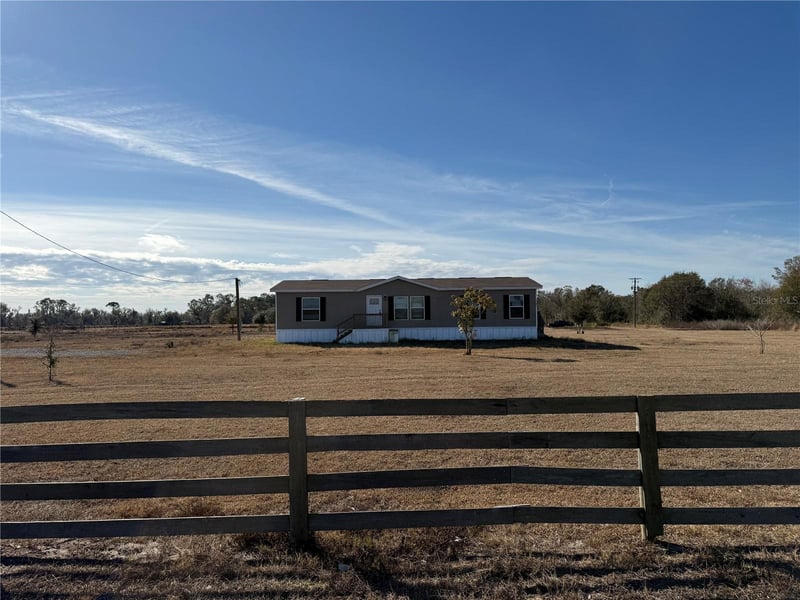 15807 County Road 672, Lithia, FL 33547