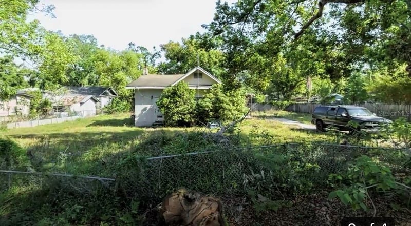 1004 Chelsea St, Tampa, FL 33603
